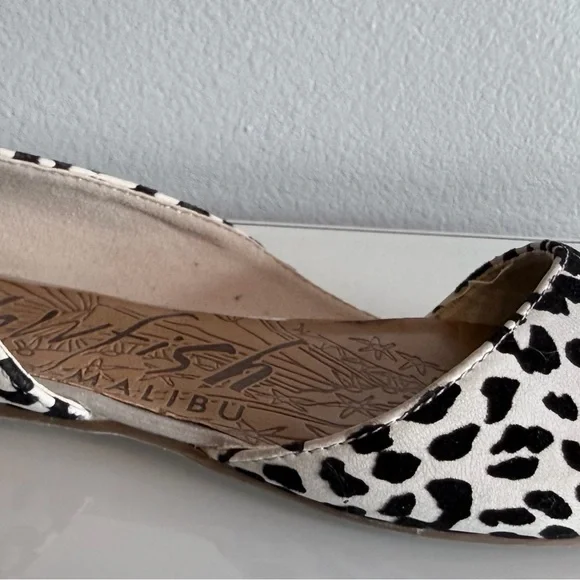 Malibu Blowfish Women's Leopard Print Flats - Picture 2 of 14